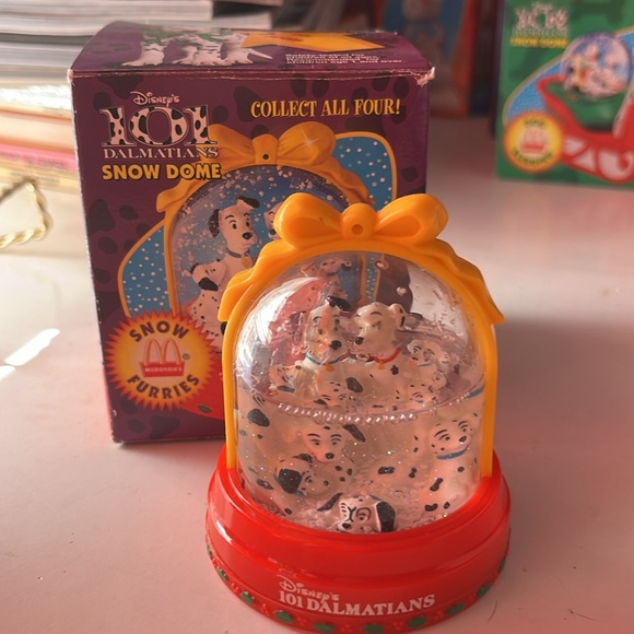 1996 101 Dalmatians McDonald snow globes - Picture 6 of 7